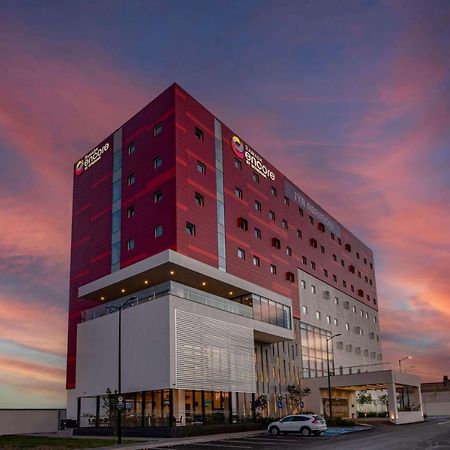 Ramada Encore By Wyndham Guadalajara Aeropuerto Las Pintas ภายนอก รูปภาพ