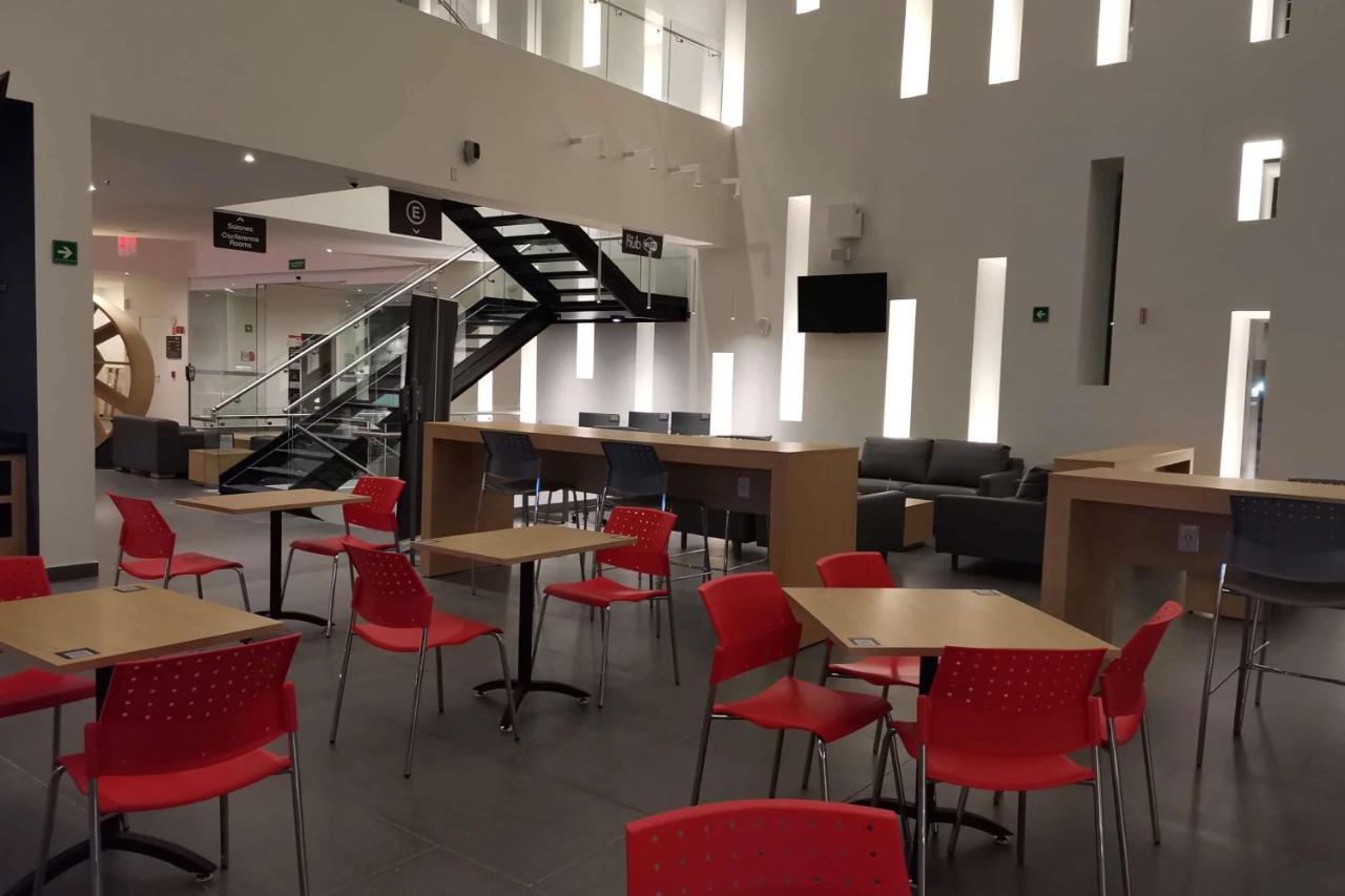 Ramada Encore By Wyndham Guadalajara Aeropuerto Las Pintas ภายนอก รูปภาพ