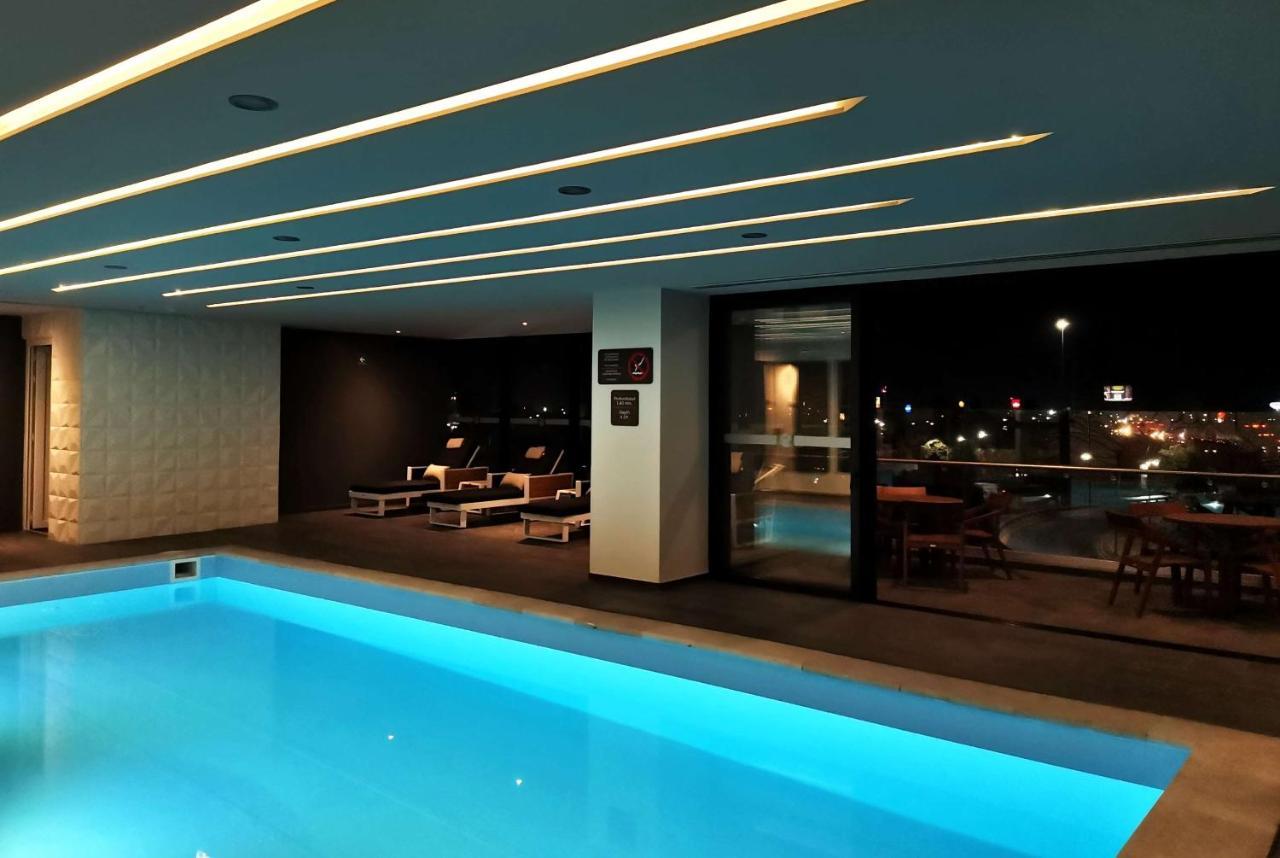 Ramada Encore By Wyndham Guadalajara Aeropuerto Las Pintas ภายนอก รูปภาพ