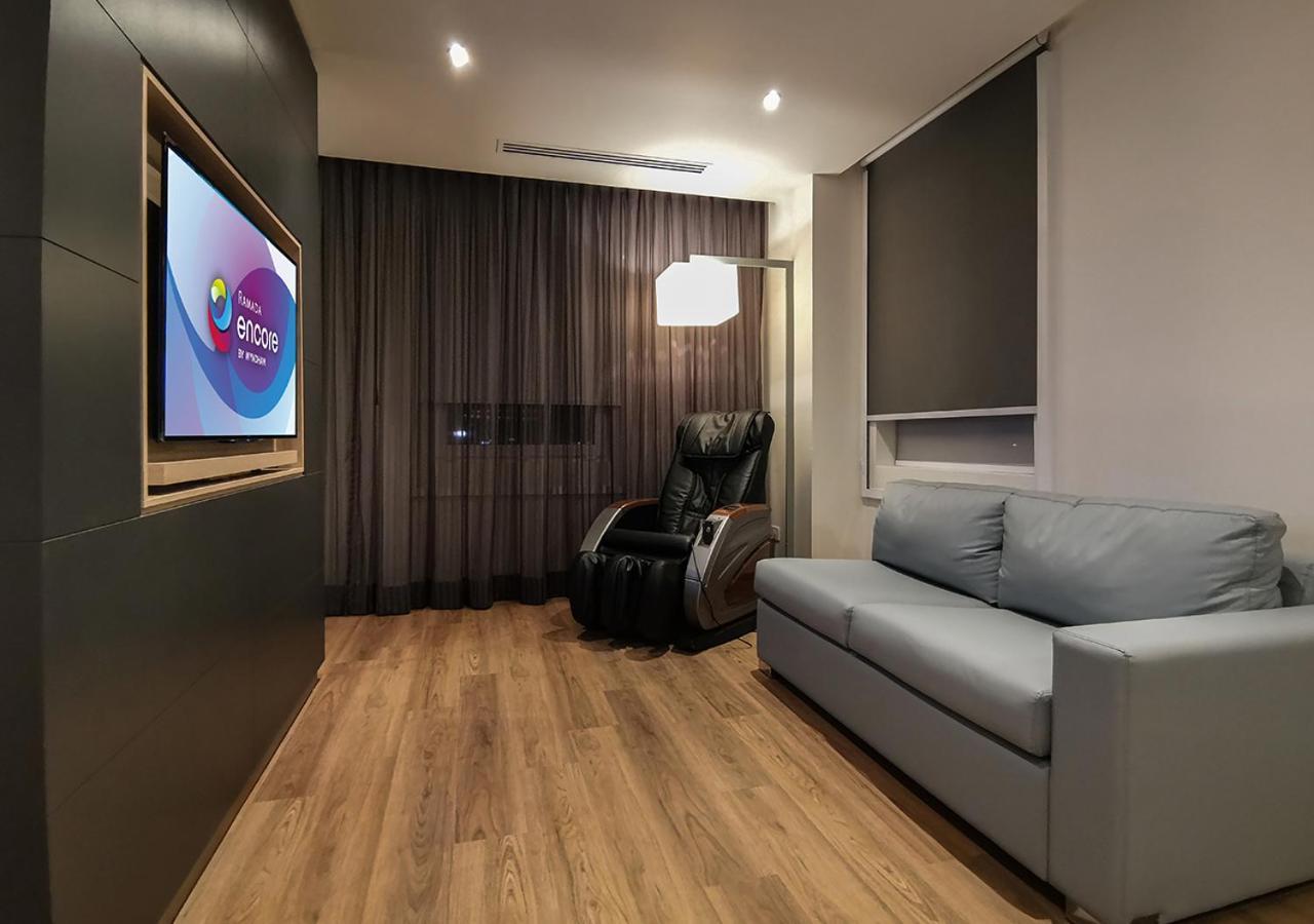 Ramada Encore By Wyndham Guadalajara Aeropuerto Las Pintas ภายนอก รูปภาพ