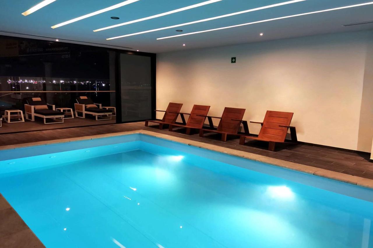 Ramada Encore By Wyndham Guadalajara Aeropuerto Las Pintas ภายนอก รูปภาพ