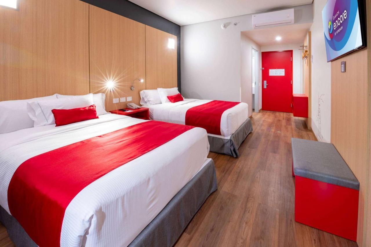 Ramada Encore By Wyndham Guadalajara Aeropuerto Las Pintas ภายนอก รูปภาพ