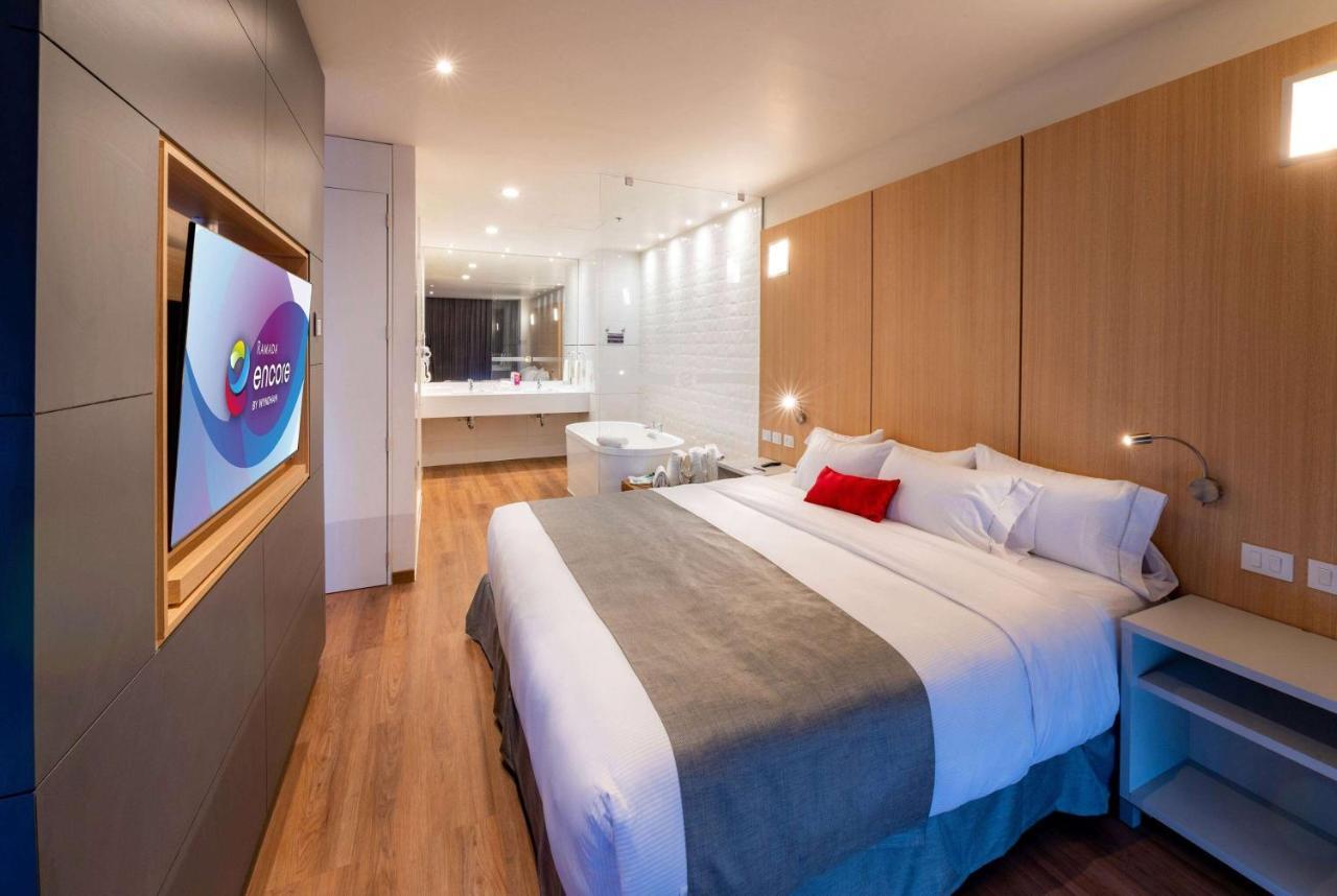 Ramada Encore By Wyndham Guadalajara Aeropuerto Las Pintas ภายนอก รูปภาพ