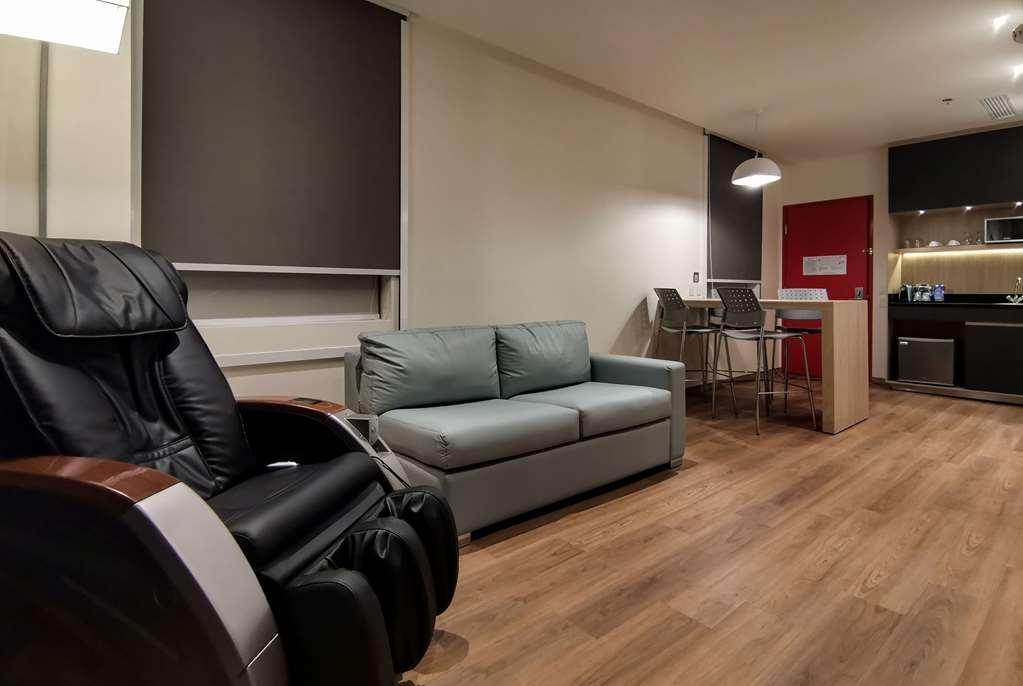 Ramada Encore By Wyndham Guadalajara Aeropuerto Las Pintas ห้อง รูปภาพ