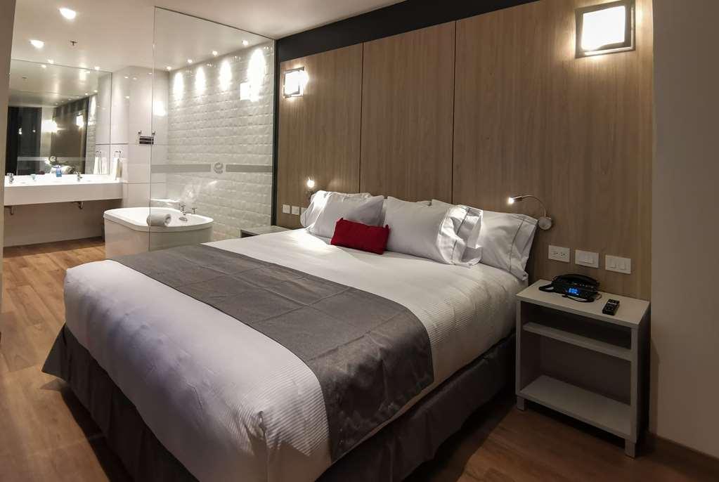 Ramada Encore By Wyndham Guadalajara Aeropuerto Las Pintas ห้อง รูปภาพ