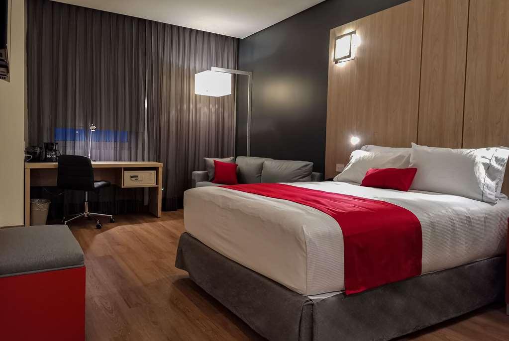 Ramada Encore By Wyndham Guadalajara Aeropuerto Las Pintas ห้อง รูปภาพ